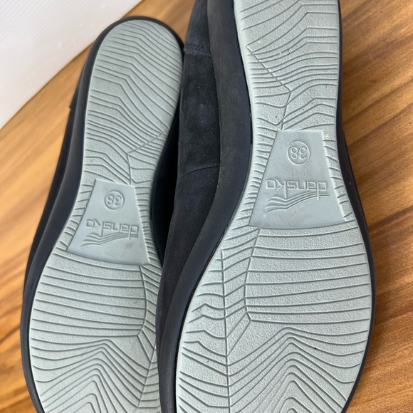 Dansko Women's Kristen Ballet Flats Leather Slip On Shoes black size 38 (US 8) - Picture 6 of 6